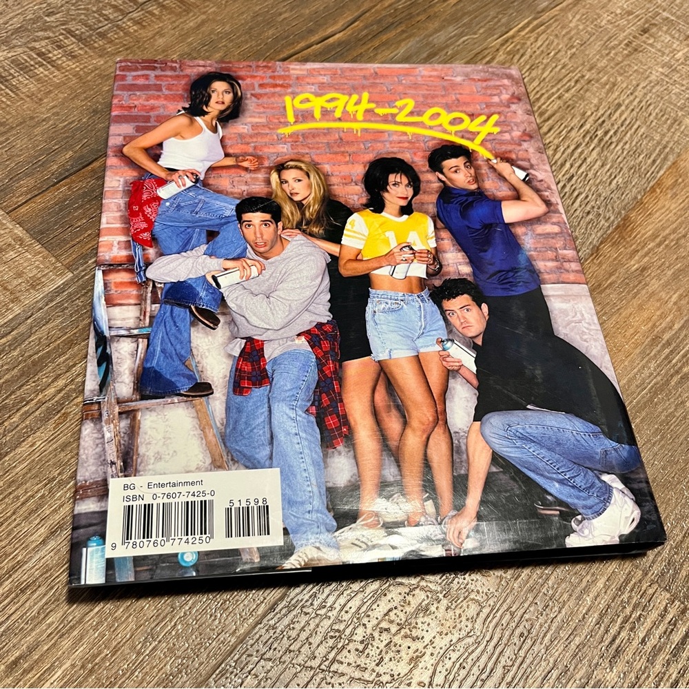 FRIENDS Collector Items - Picture 7 of 7